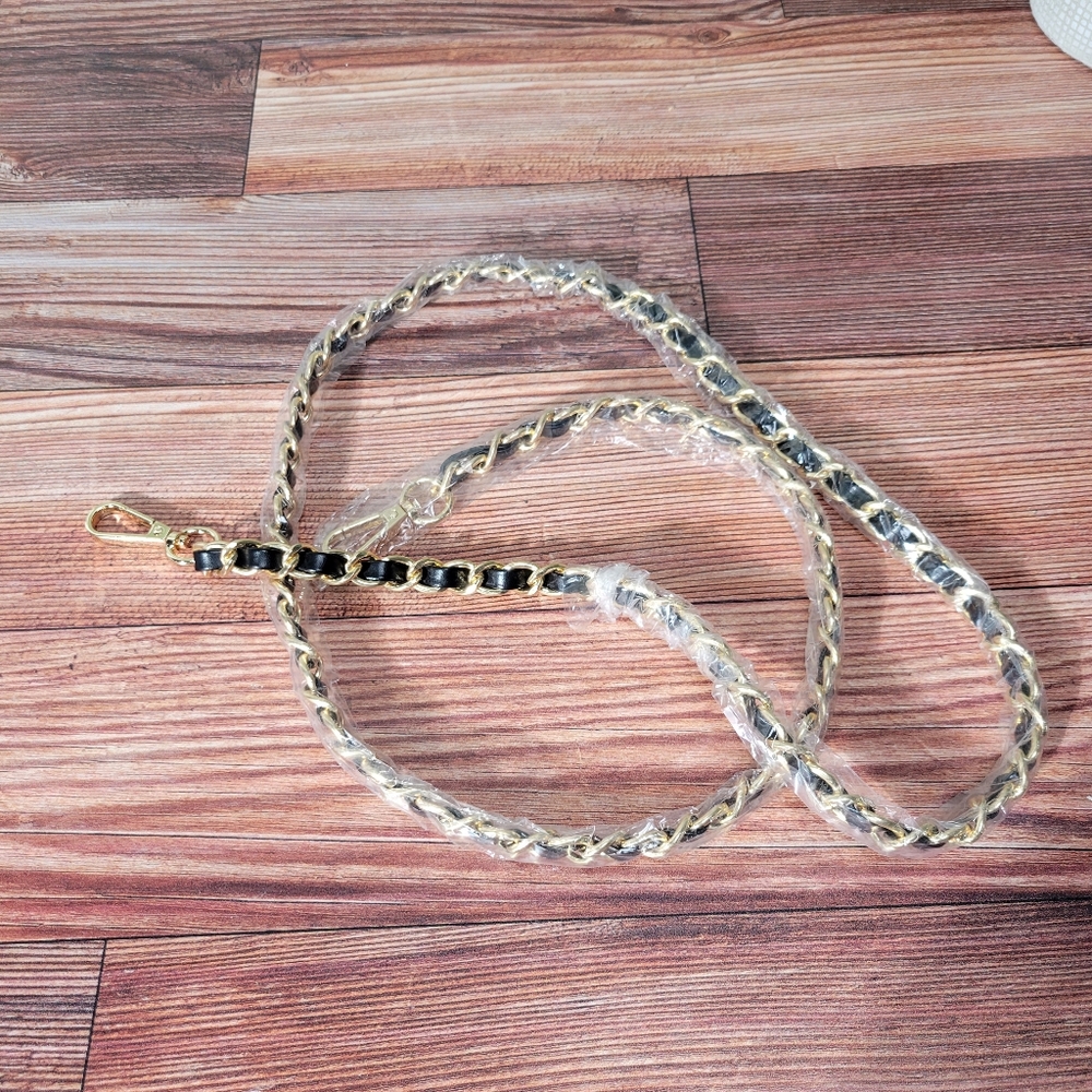 Gold and black Crossbody Purse or wallet Converter chain